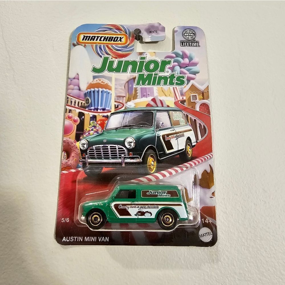 2019 Matchbox Sweet Rides Austin Mini Van